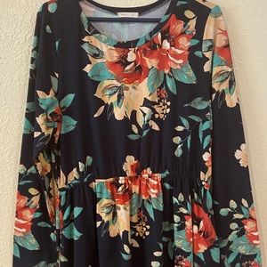 Size 2x long sleeve floral dress .